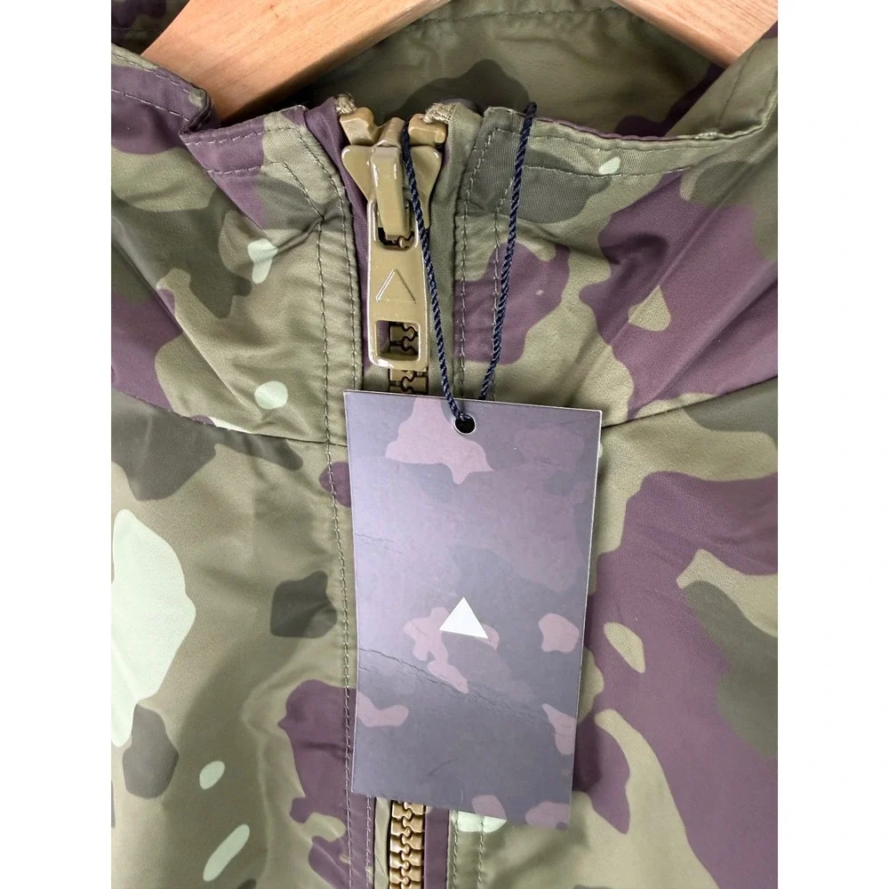 Balance Athletica Windbreaker Jacket Women Large Green Camo Cropped Hooded Zip